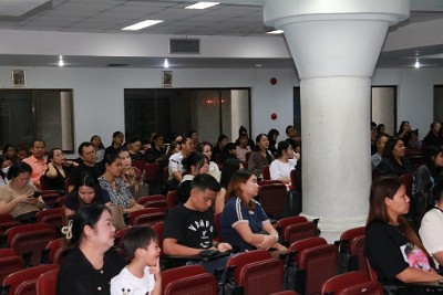 LINE_ALBUM_กิจกรรมประชุมผู้ปกครองภาคเรียนที่ 12569_260614_43